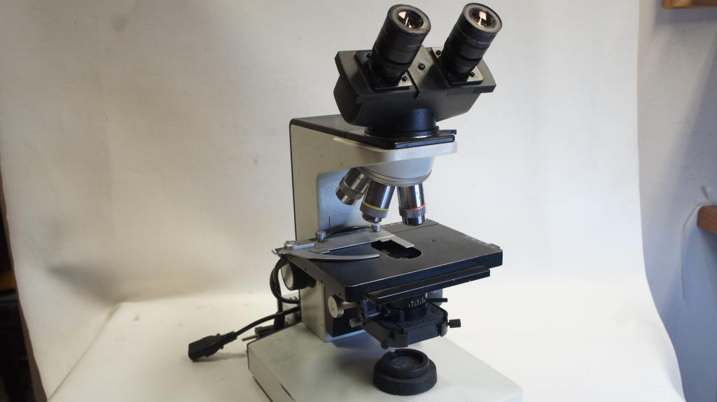 Leitz Laborlux K binoculáris, átvilágítós mikroszkóp sz.: 513547 ;  512792/037228
